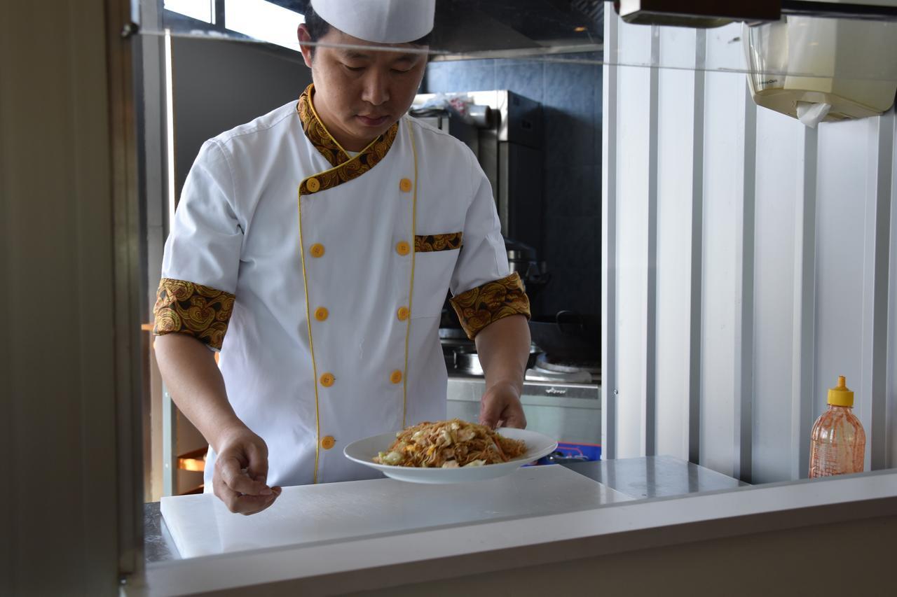 Hotel & Restaurant Great Wall - Airport 塞拉耶佛 外观 照片